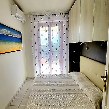 Eliselena Vacation Ever Holiday home