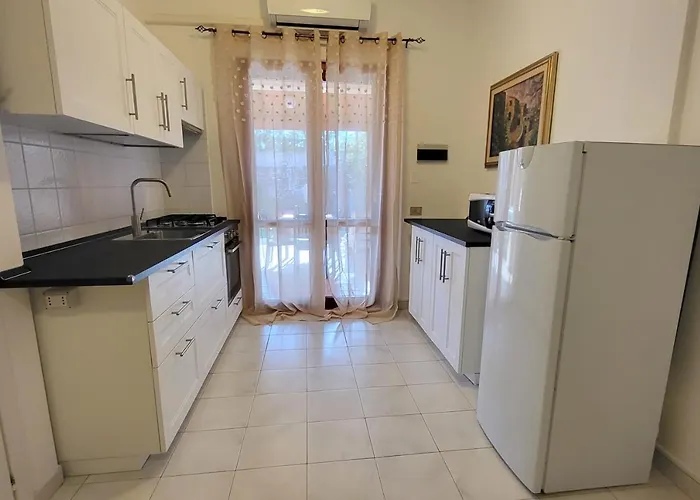 Будинок відпочинку Eliselena Vacation Ever